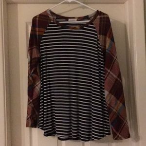 Striped and plaid contrast long sleeved tee